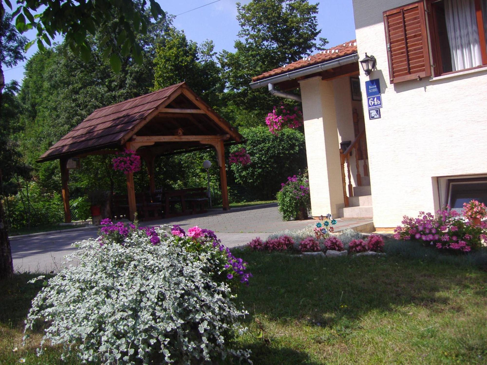 Guesthouse Hodak Seliste Dreznicko Exterior foto